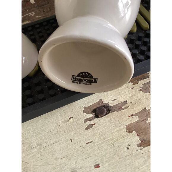 ACME Home Works Foghorn Leghorn Egg Cups “Take A Crack At The Best - Eat Eggs” D - Picture 4 of 7